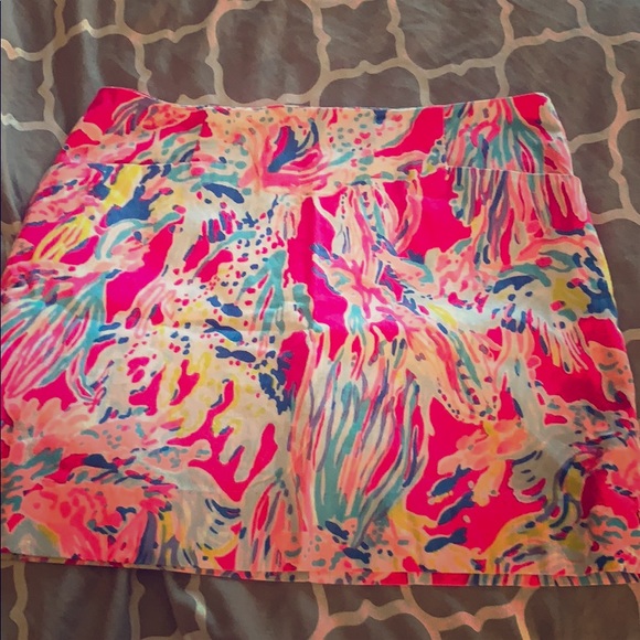 Lilly Pulitzer Dresses & Skirts - Lilly Pulitzer skort NWOT size 6